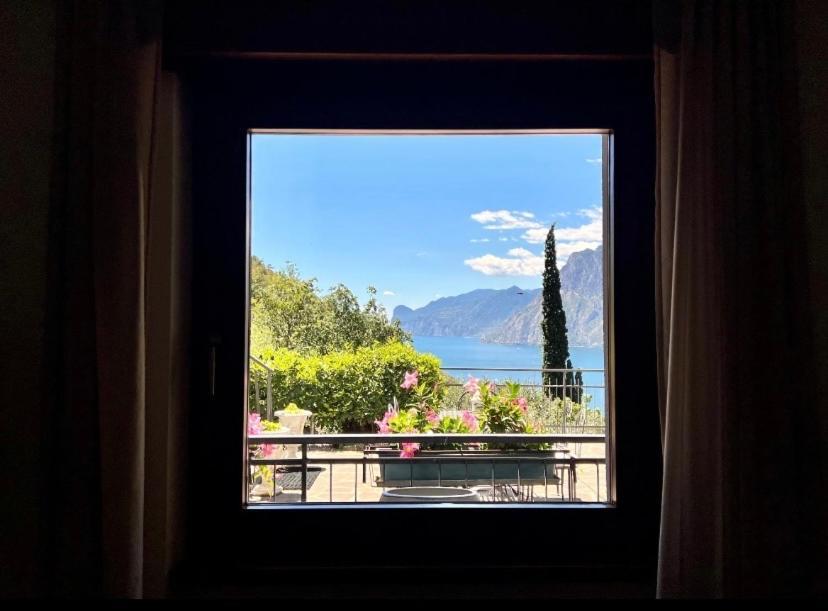 Viewlake Apartment Torbole Sul Garda Exterior foto