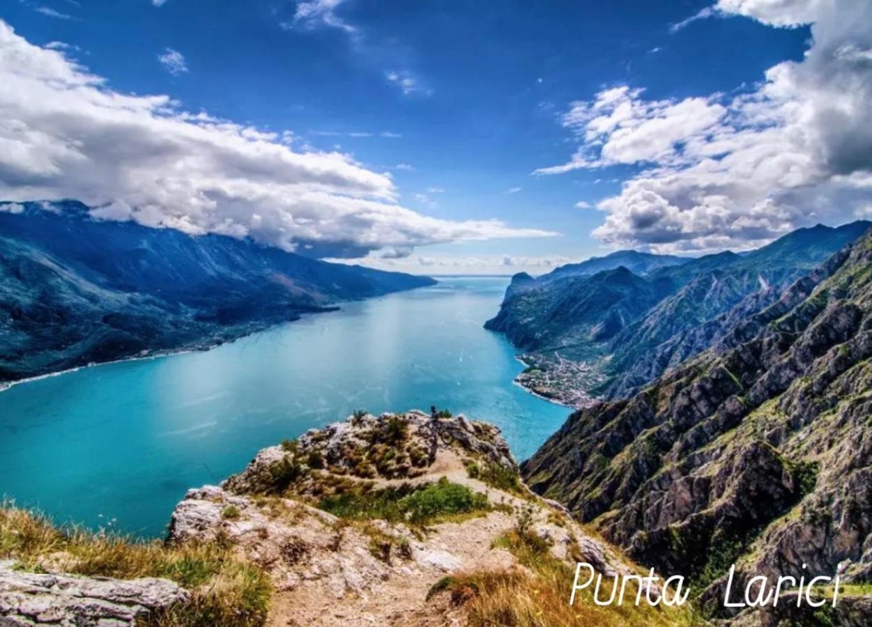 Viewlake Apartment Torbole Sul Garda Exterior foto