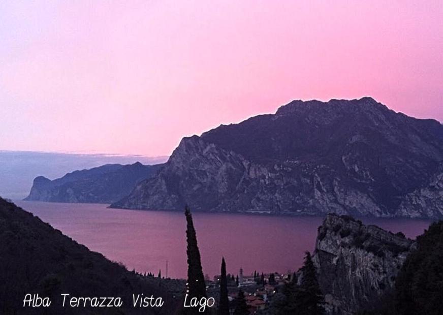 Viewlake Apartment Torbole Sul Garda Exterior foto