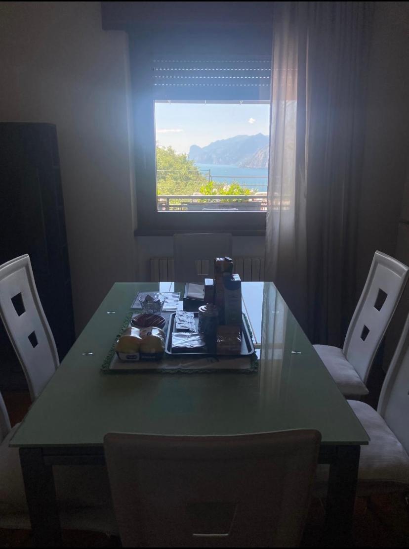 Viewlake Apartment Torbole Sul Garda Exterior foto